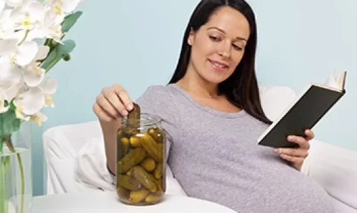 تهوع و ویار بارداری را با این خوراکی ها مهار کنید