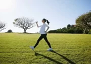 تاثیر پیاده روی بر زایمان طبیعی بدون درد