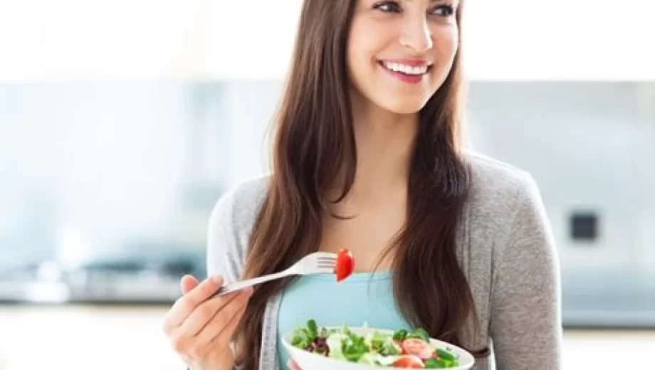 چه غذاهایی را باید قبل از بارداری بخوریم؟