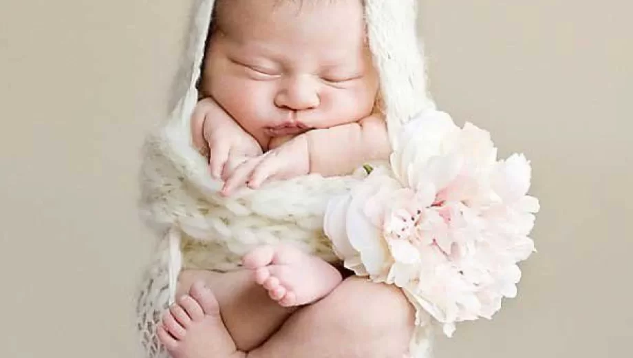 چگونه بهترین نام را برای نوزاد انتخاب کنیم