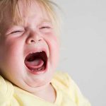 جیغ زدن کودک نوپا، علتش چیه؟