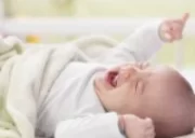 علل گریه شبانه